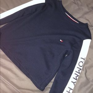 Tommy Hilfiger long sleeve crop top